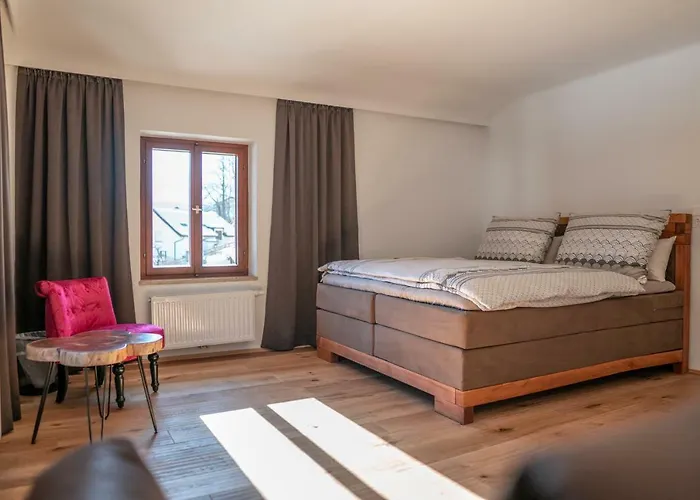 Traditionell-modernes Haus In Hoetting * אינסברוק